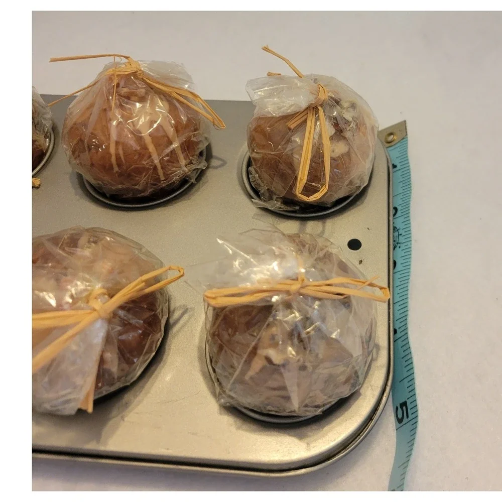 VTG Faux Muffin 6 Candle Set Mini Baking Pan Rustic‎ Cottagecore Farmhouse Decor
